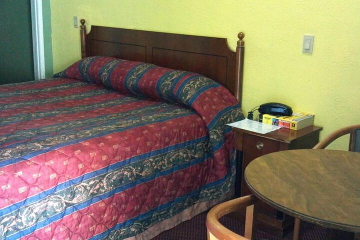 Room 18 of 54