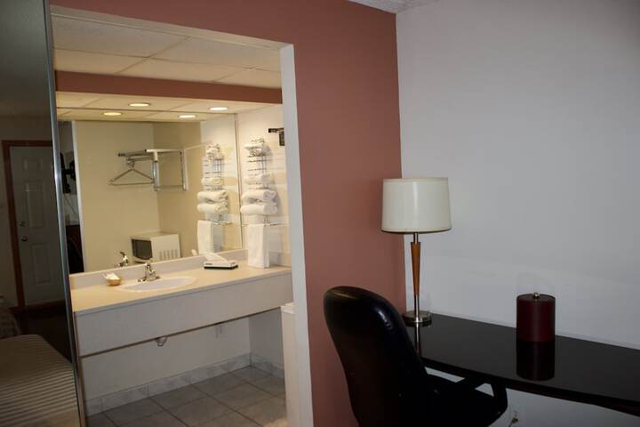 Room 8 of 39