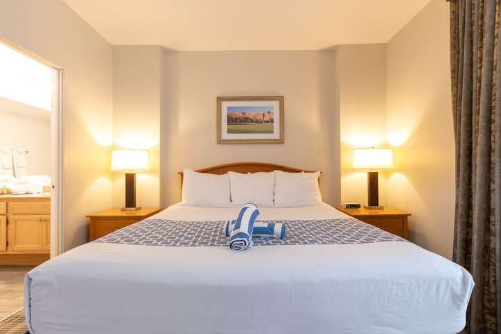 Room 11 of 26