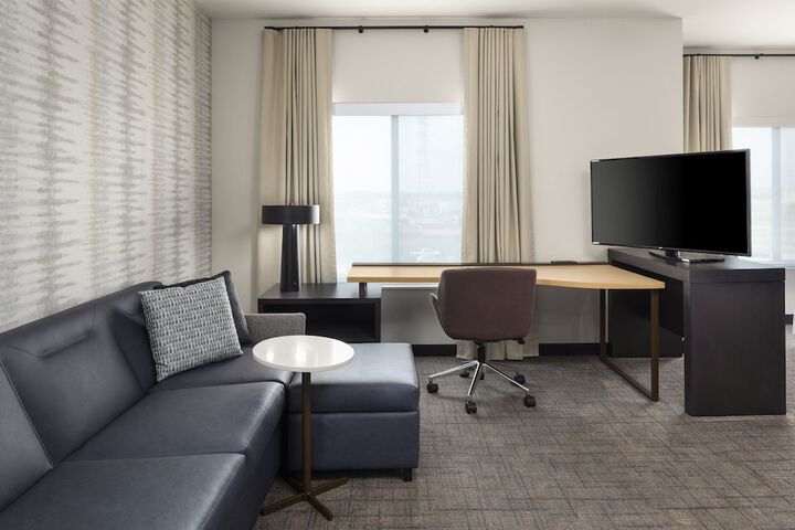 Room 21 of 32