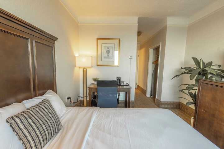 The Prince Arthur Hotel