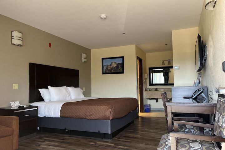 Yosemite Sierra Inn