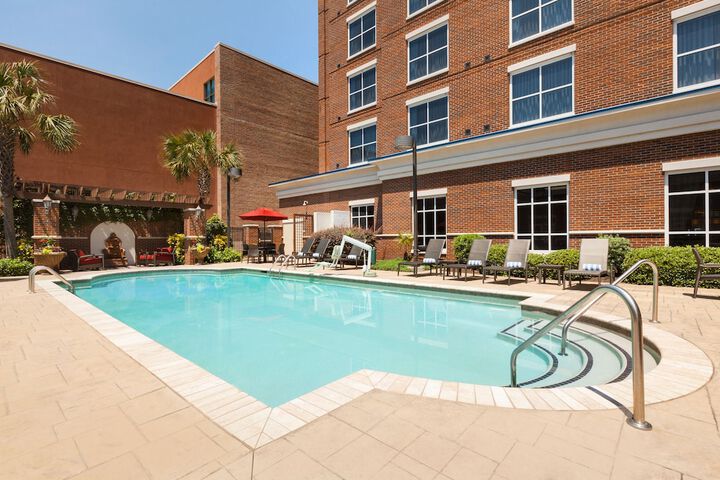 Hilton Columbia Center