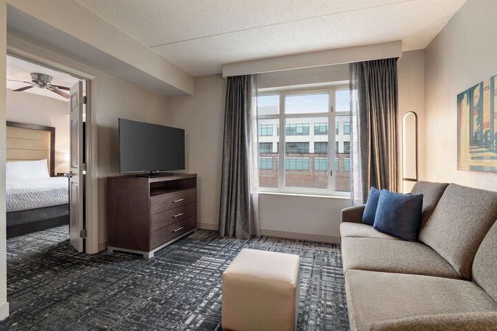 Room 20 of 53