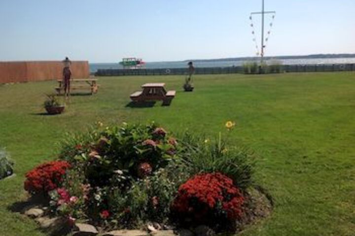 Jamesport Bay Suites