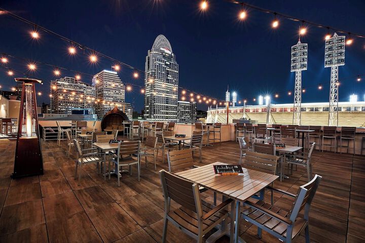 AC Hotel by Marriott Cincinnati at the Banks