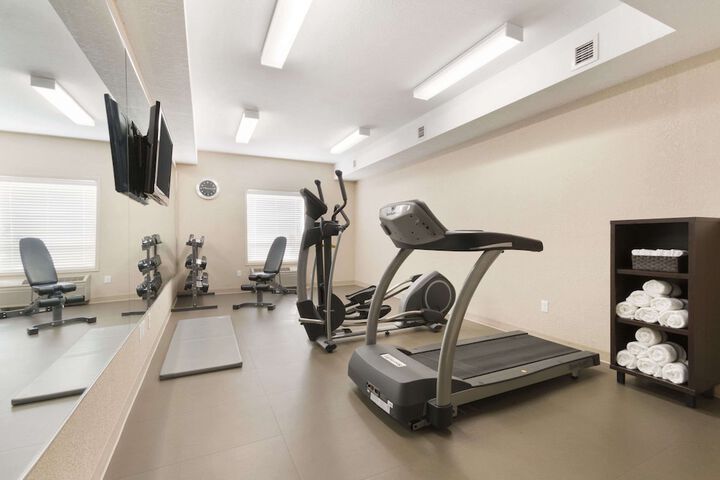 Days Inn by Wyndham Medicine Hat