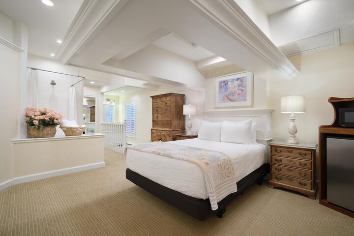 Best Western Grandmas Feather Bed