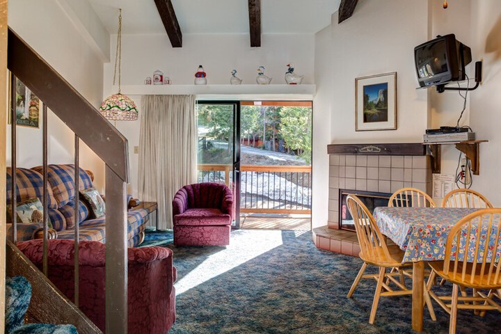 Loft of Yosemite-a205