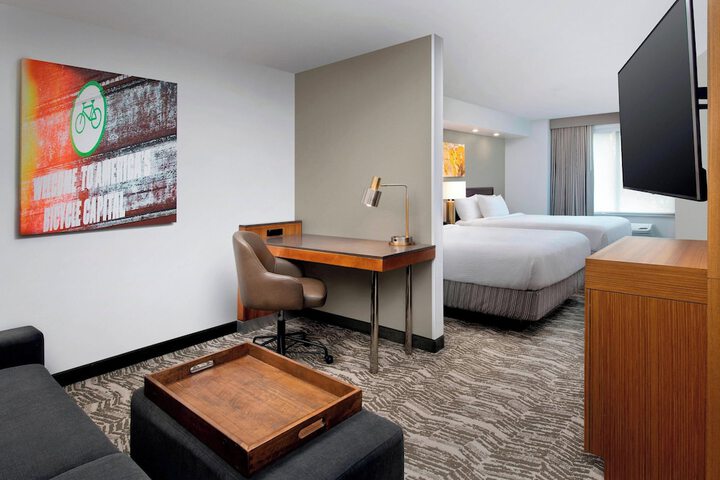 Room 14 of 26