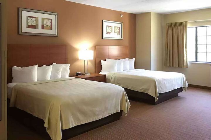 Room 18 of 29