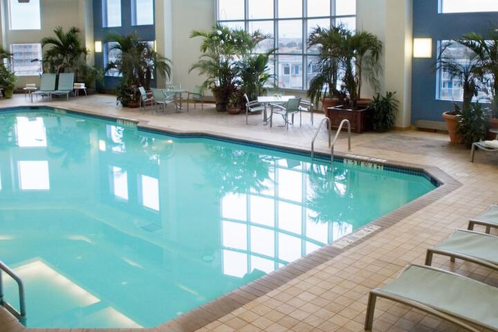 Hilton Ocean City Oceanfront Suites