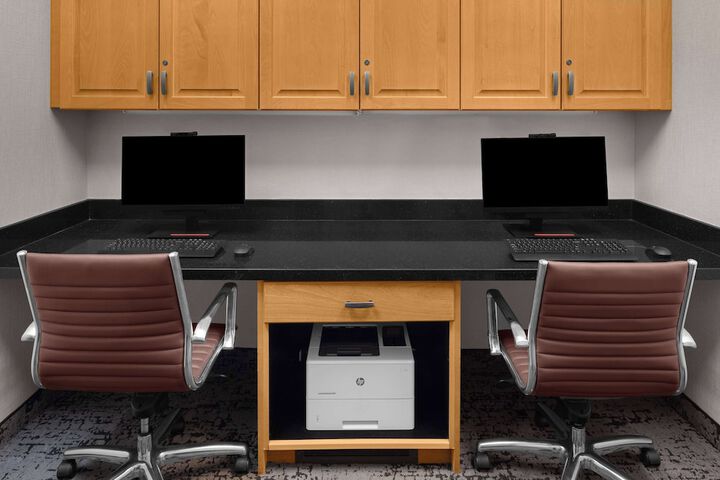 Business Center 35 of 35