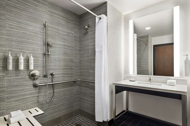 Room 42 of 129
