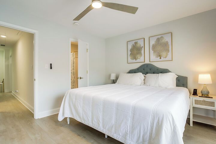 Walk to Shore & Boardwalk: Bethany Beach Retreat