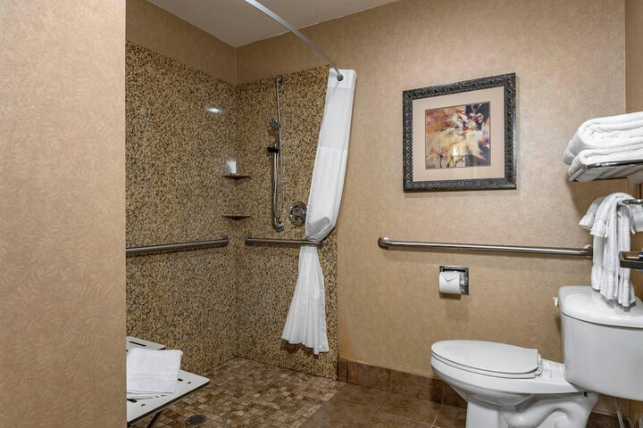 Lloyd Hotel Astoria Bayfront an Ascend Collection Hotel