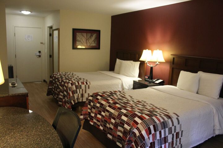 Room 6 of 14