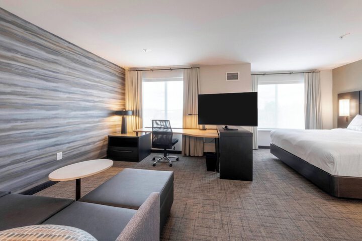 Room 43 of 64