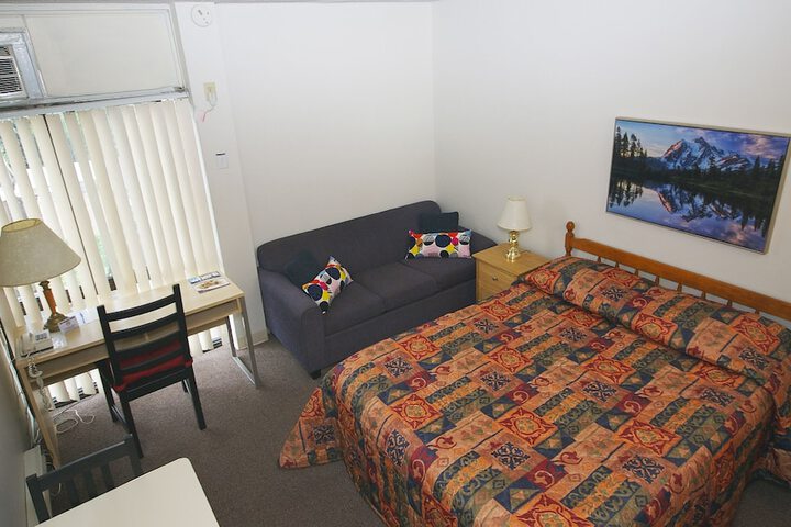 Room 19 of 25