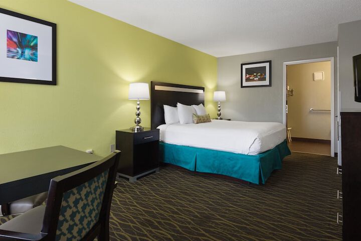Room 7 of 20