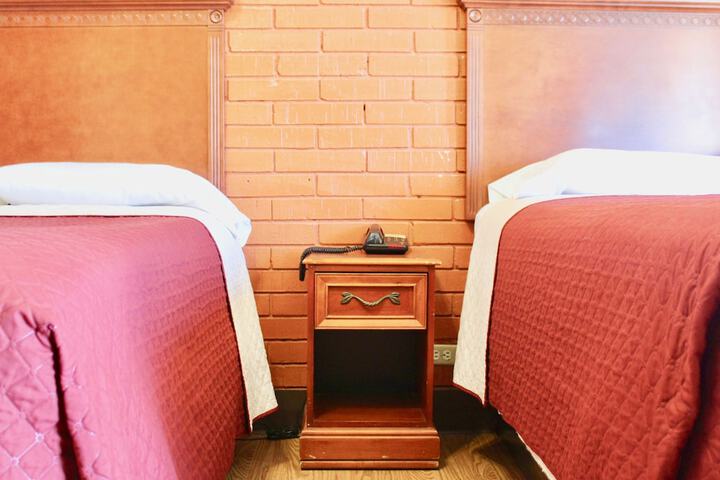 Tropicana Motel