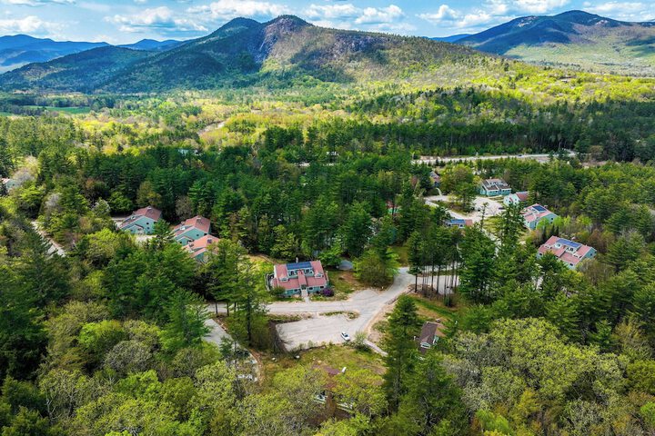 Bartlett Mtn Retreat: 1 Mi to Attitash Ski Lifts