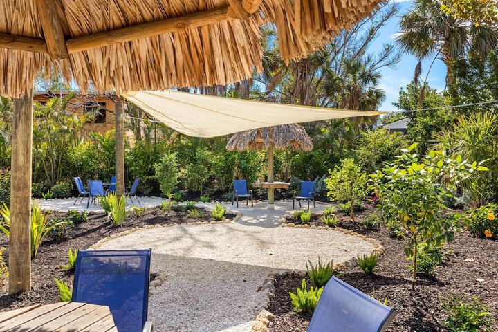 Driftwood Inn