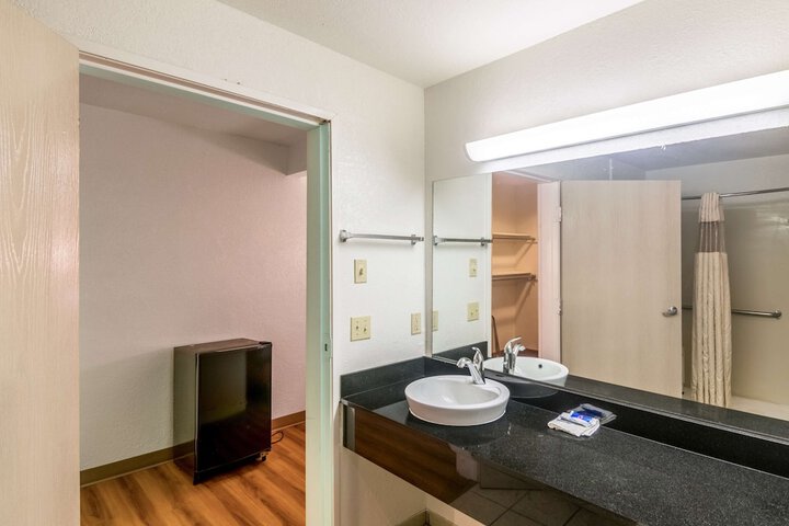 Room 40 of 45