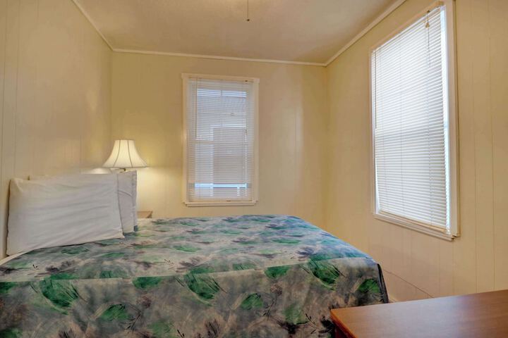 Room 184 of 317