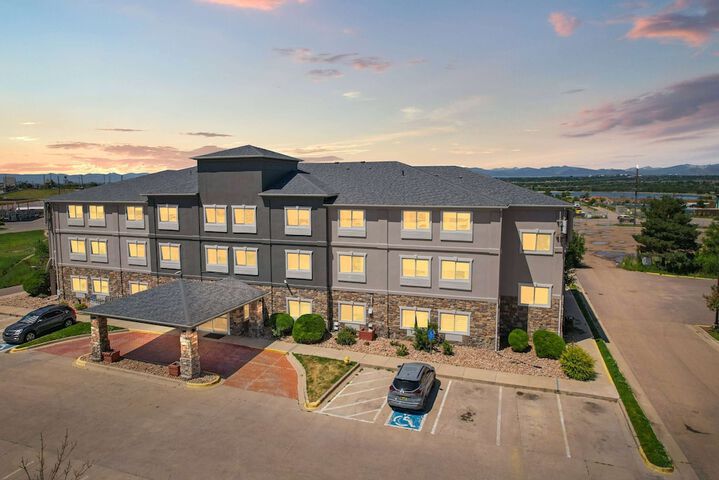 Hotel 4 of 56