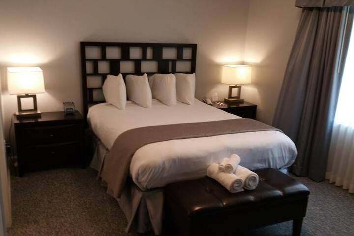 Room 17 of 36