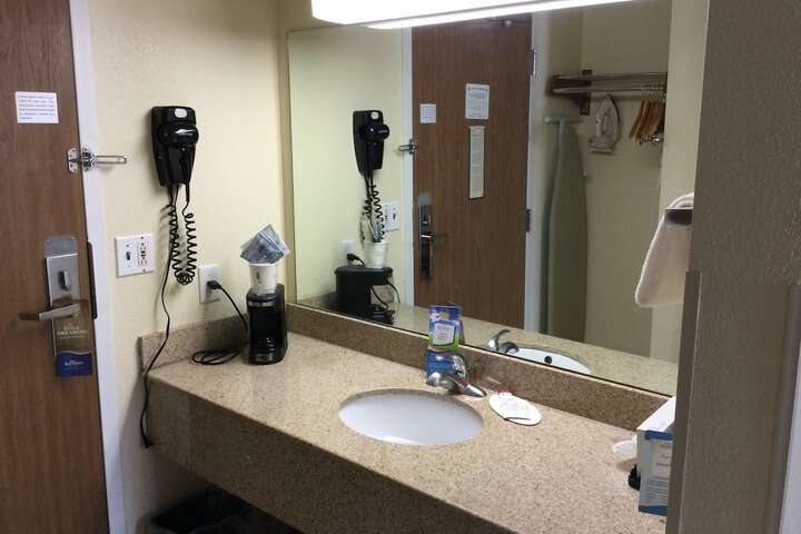 Baymont by Wyndham Janesville