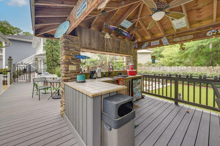 Ocean Isle Beach Studio: 1 Mi to Downtown & Pier
