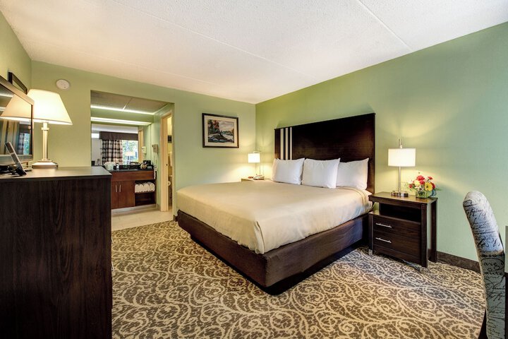 Glenstone Lodge