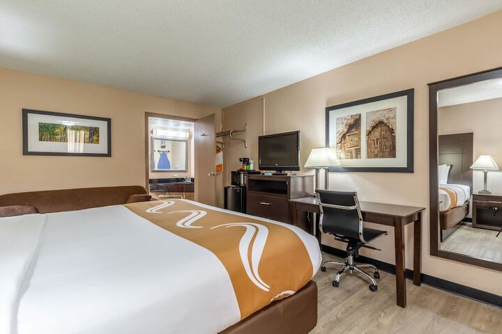 Quality Inn Pasadena - Houston East