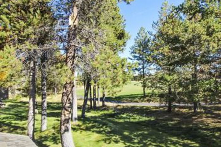 Fairway Village Condominiums