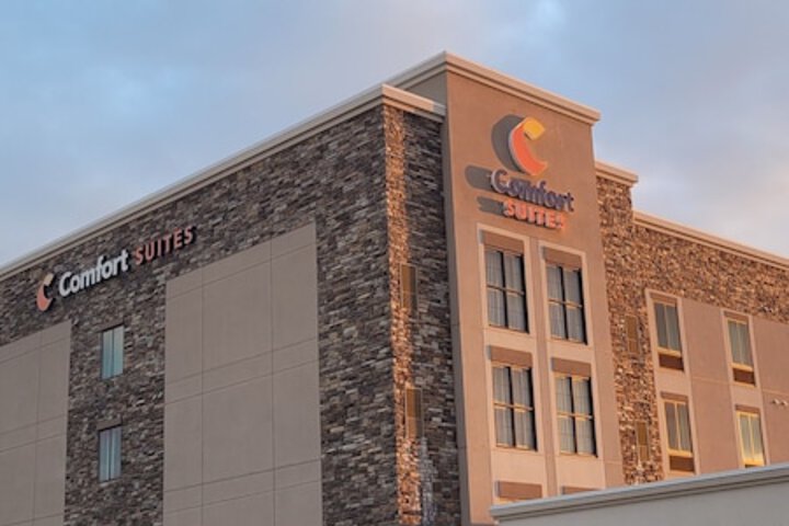 Comfort Suites Fargo Medical Center