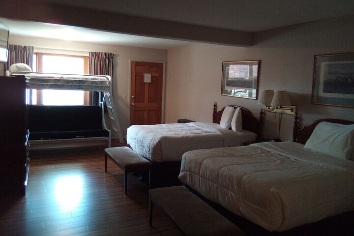 Room 48 of 89