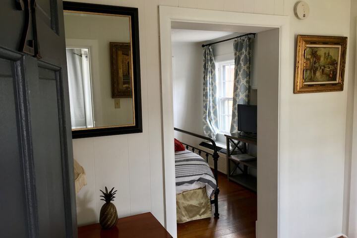 Room 37 of 80
