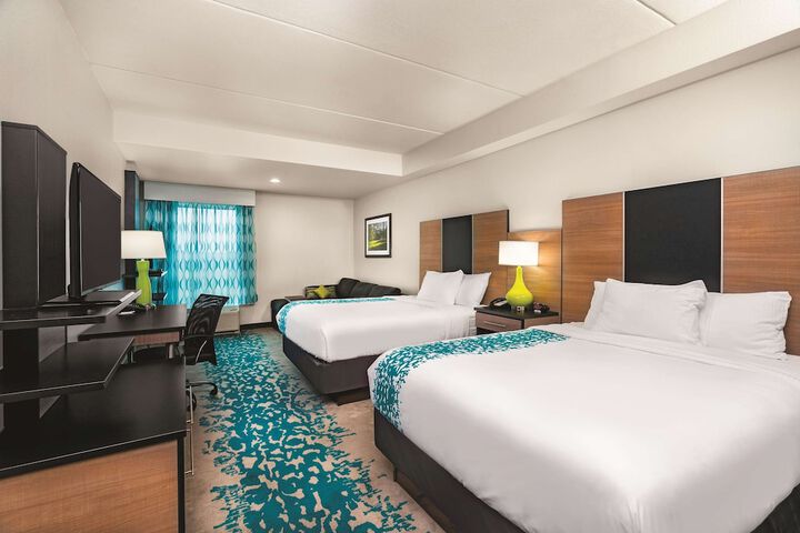 La Quinta Inn & Suites by Wyndham Cleveland near Lee Univ