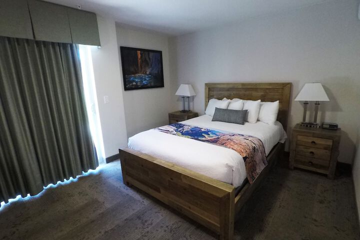 Room 56 of 84
