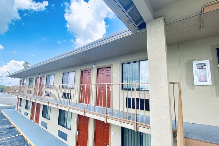 Hotel 3 of 25