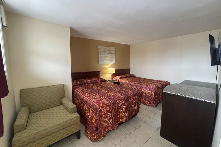 Room 52 of 135