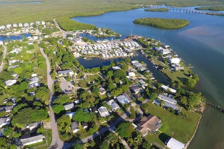 Goodland Waterfront Cottage