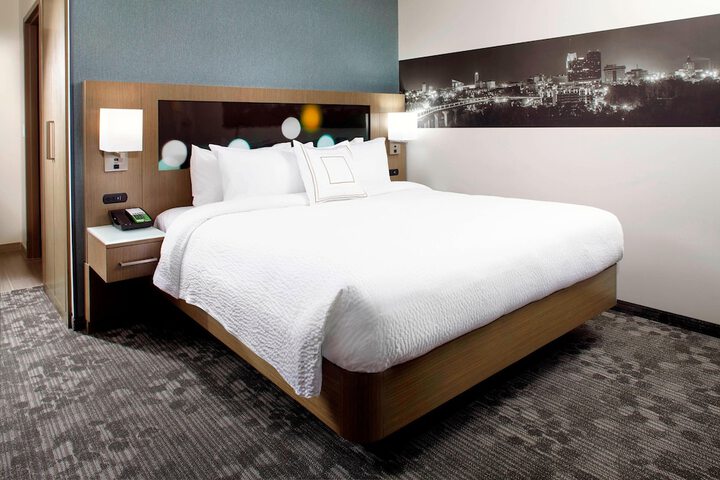 Room 12 of 41