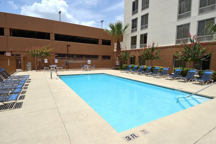 Pool 3 of 29
