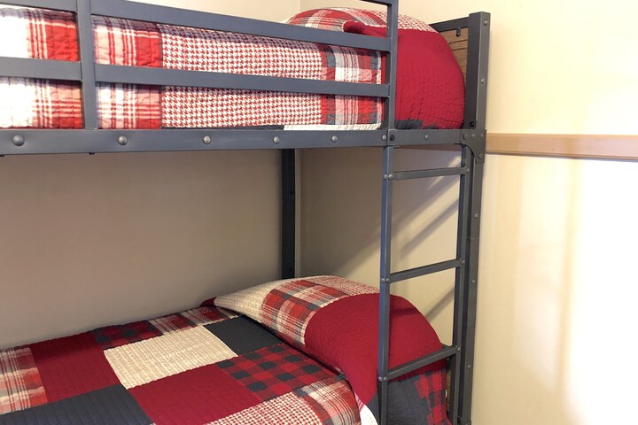 Room 177 of 259