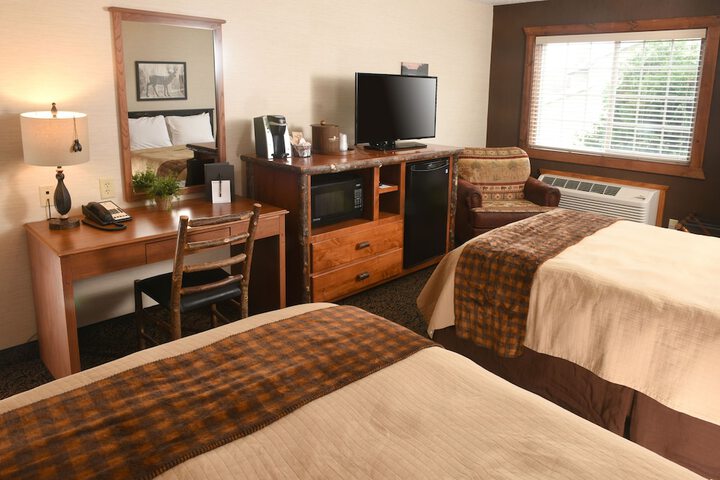 Room 13 of 34