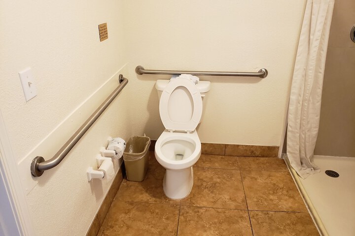 Oceanfront Inn and Suites