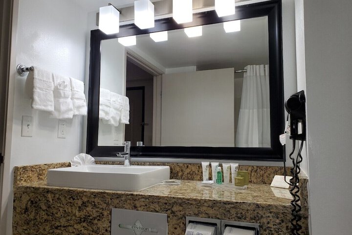 Country Inn & Suites by Radisson Buford at Mall of Georgia, GA